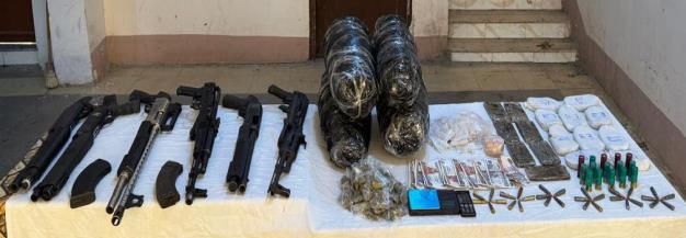 طن مخدرات بـ92 مليون جنيه.. مصرع 6 عناصر إجرامية في مداهمة بؤرة إجرامية بالدقهلية - الخليج الان