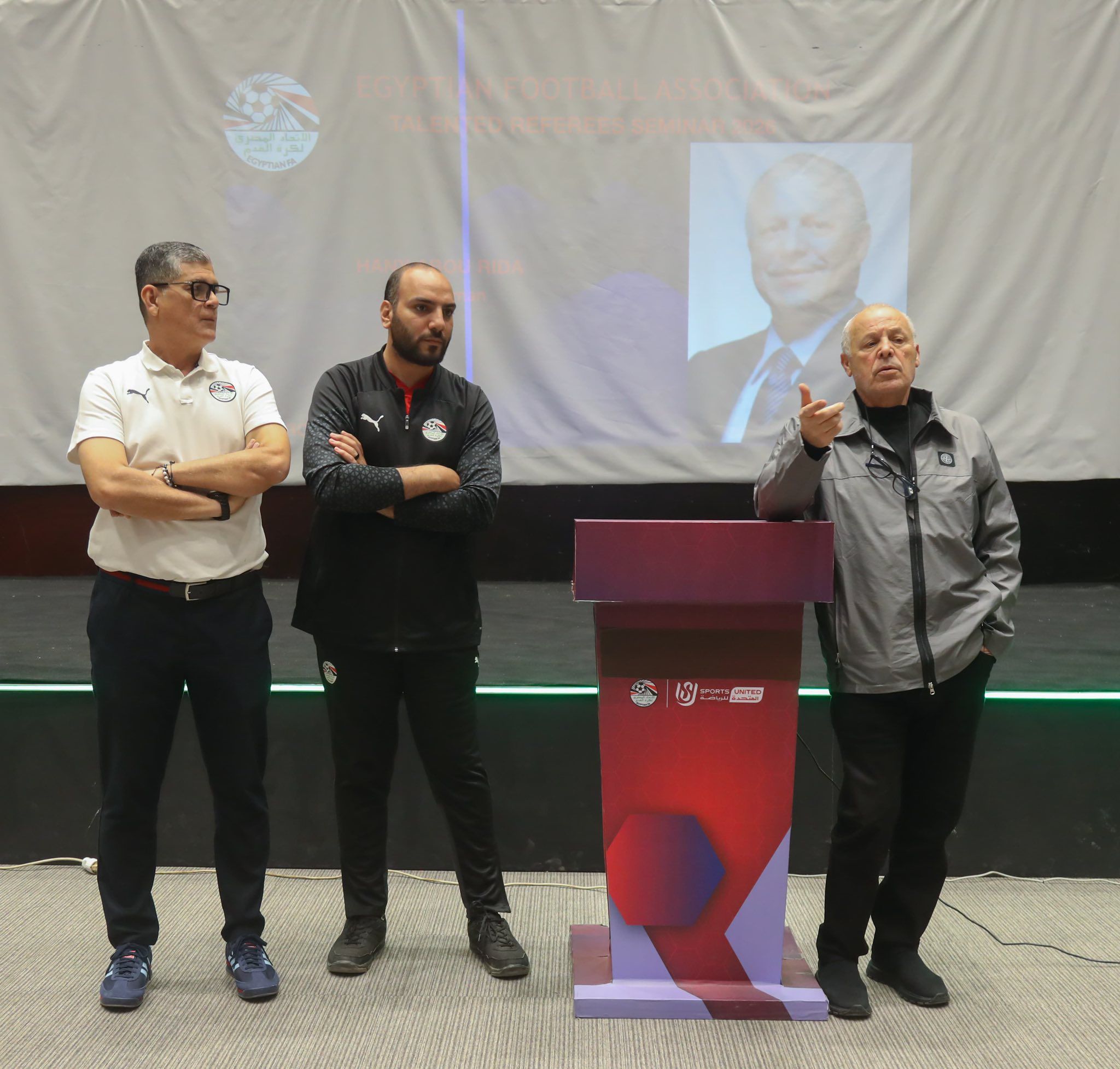 No description available.