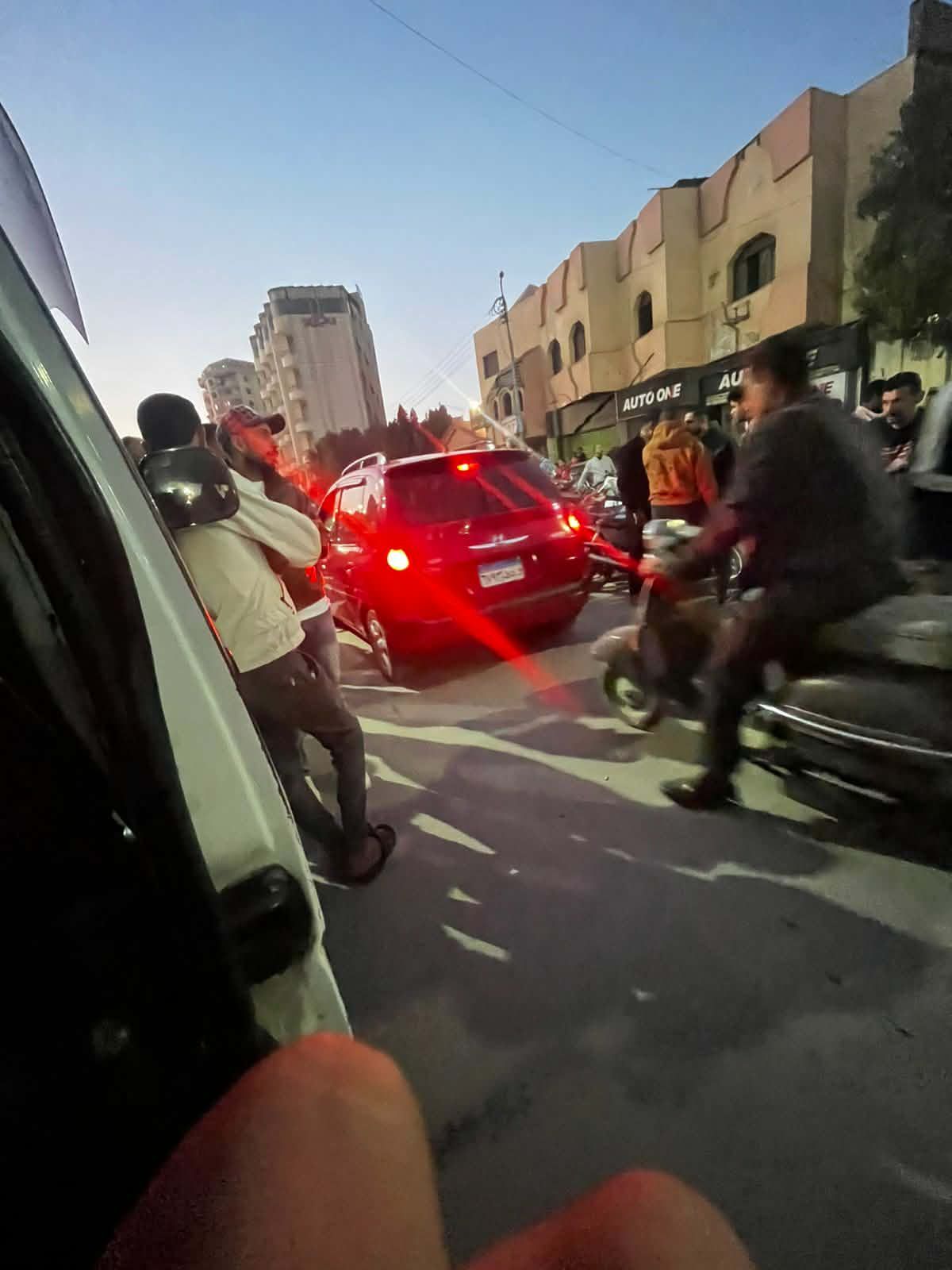 حزن يخيم على السلخانة.. تشييع جثمان سائق عُثر عليه مقتولًا بالفيوم والقبض على المتهمة - الخليج الان