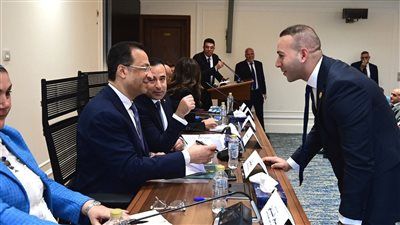 عضو اتصالات النواب يكشف ملامح قانون حماية الاطفال من مخاطر استخدام وسائل التواصل الاجتماعي - الخليج الان