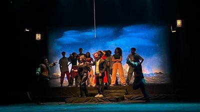 بحضور فني مميز.. انطلاق حفل ختام مهرجان المسرح العالمي في دورته الـ41 - الخليج الان