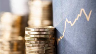 بعد تثبيت الفائدة.. تأثير القرار على «جيب المواطن» واستثماراته - الخليج الان