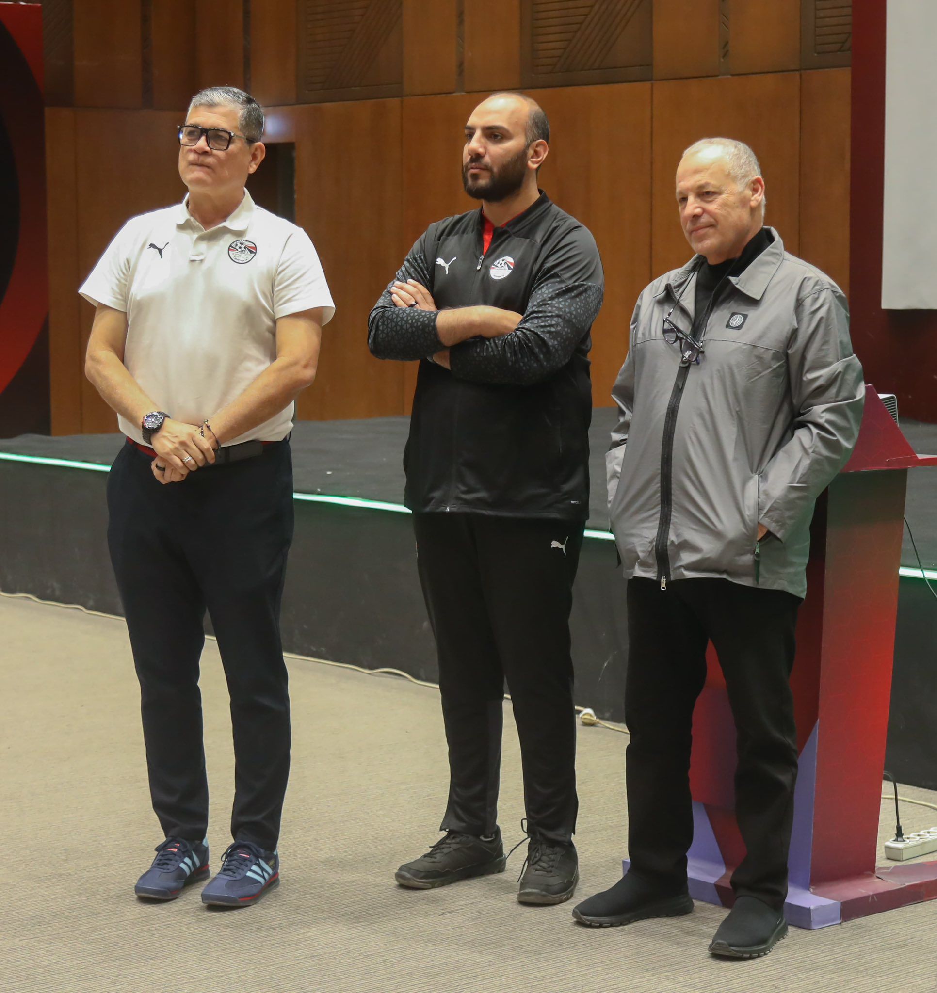 No description available.