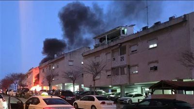 إسرائيل.. قتيلان وحرائق واسعة جراء هجوم صاروخي إيراني على حيفا - الخليج الان