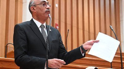 إيهاب منصور لـ برلمان تليجراف الخليج: الحكومة بقالها 5 سنين بتحصر فقط.. وعايزيين جدول زمني واضح لتعيين حملة الماجيستير والدكتوراه - الخليج الان