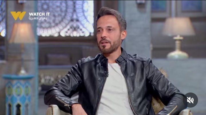 يوسف الشريف: سبت الكورة لما الأهلي سابني وحسيت حياتي وقفت - الخليج الان