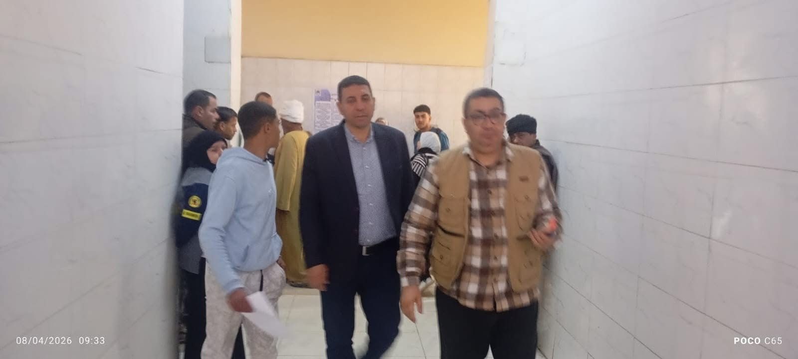 رئيس مدينة المنيا يتابع تداعيات حادث الأتوبيس بالطريق الصحراوي الشرقي - الخليج الان