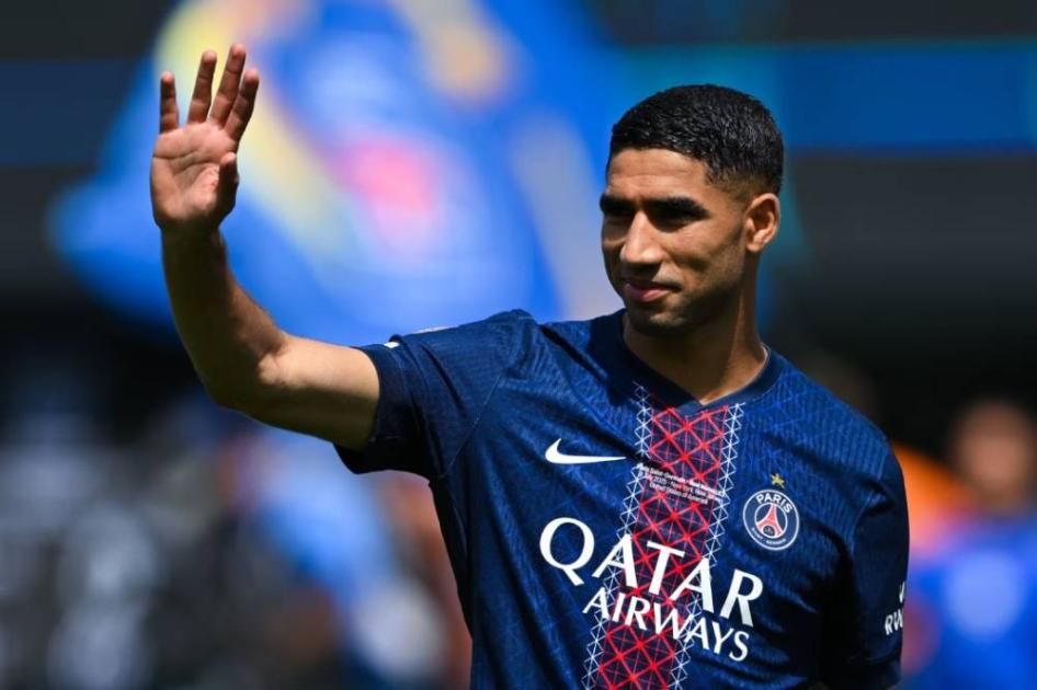 غياب حكيمي عن قائمة المرشحين لجائزة فويه لأفضل لاعب إفريقي