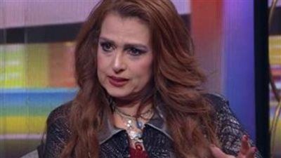 حكاية والد سيمون مع الفسيخ الذي أنهى حياته.. الفنانة تروى تفاصيل صادمة - الخليج الان