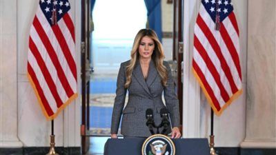 ميلانيا ترمب تحسم الجدل وتكشف حقيقة علاقتها بجيفري إبستين - الخليج الان
