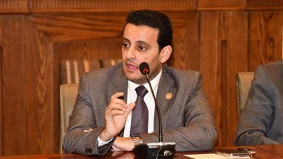 أحمد سمير لـ تليجراف الخليج: هدنة الحرب أعادت الثقة للأسواق.. ولن يعود الدولار لمستوياته السابقة إلا باتفاق سلام نهائي - الخليج الان