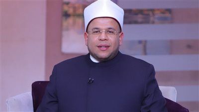 الشيخ أسامة قابيل بعد واقعة صانعة المحتوى بسنت سليمان: المنتـ..حر مش كـ..ـافر - الخليج الان