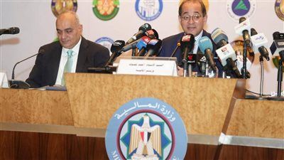 المالية: الحكومة تعاملت بسرعة واستباقية مع التحديات الاستثنائية الراهنة لضمان استمرار حركة النشاط الاقتصادي - الخليج الان