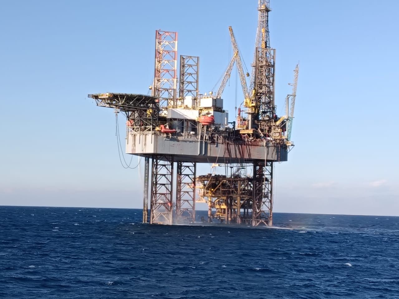 بتروجلف تضيف 10 آلاف برميل يوميًا لإنتاجها بخليج السويس وتسجل أعلى معدل في تاريخها - الخليج الان