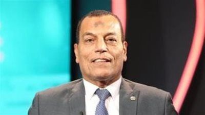 ناصر عباس يوضح سبب تواجده ضمن وفد الأهلي في اتحاد الكرة - الخليج الان