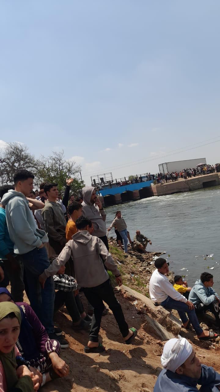 مصرع طفل غرقًا في ترعة البوهية بالدقهلية أثناء الاحتفال بشم النسيم "صور" - الخليج الان