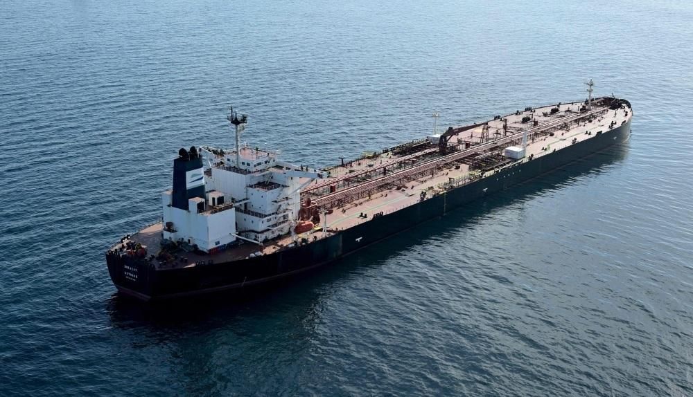 سفن محملة بالنفط الإيراني ترسو قبالة سواحل الهند.. لأول مرة منذ 2019