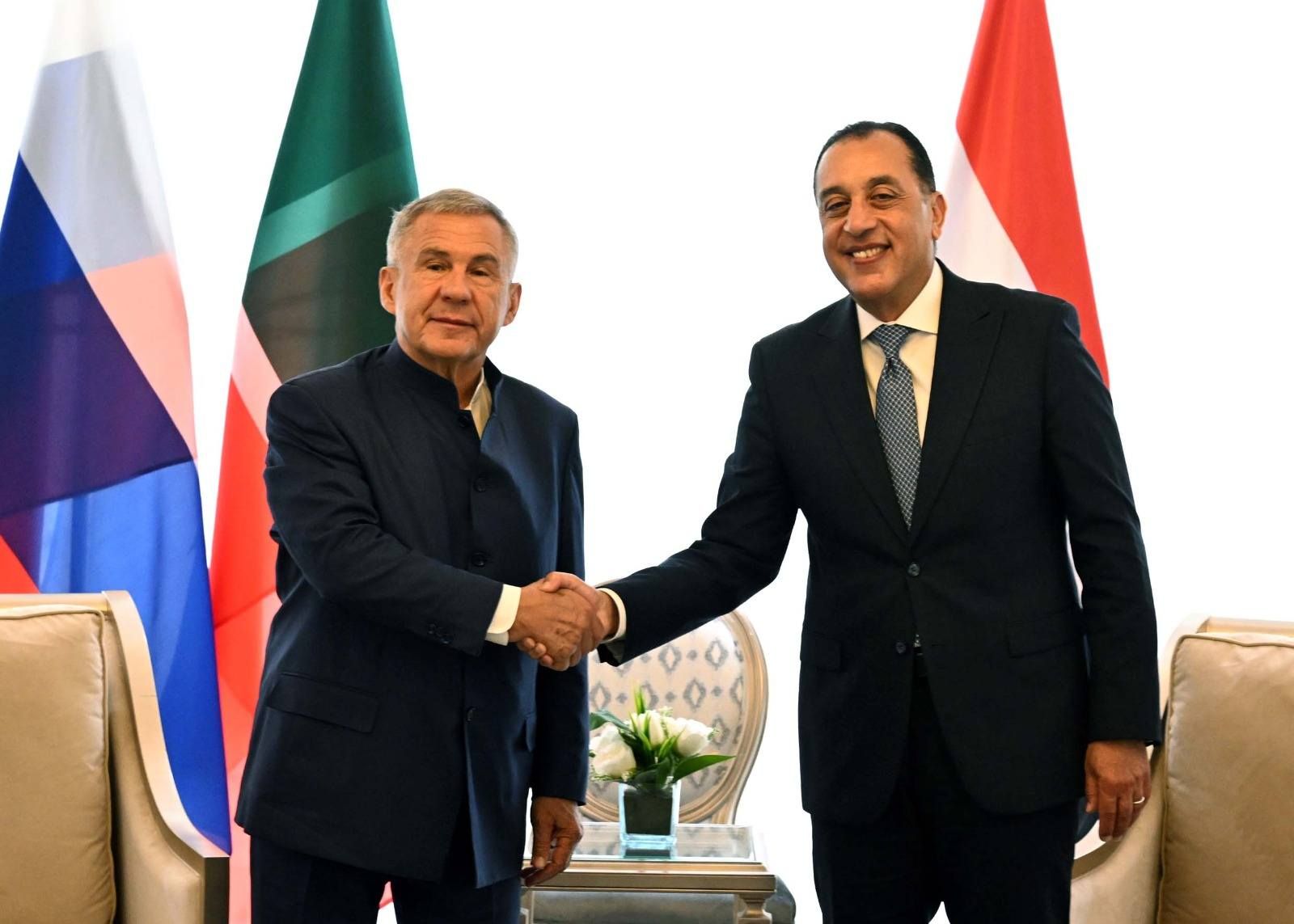 رئيس الوزراء من العاصمة الجديدة: نعمل على دفع الشراكة الصناعية والاستثمارية مع تتارستان - الخليج الان