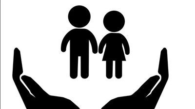 قانون الطفل يحسم قواعد الرعاية البديلة.. ضمانات متكاملة لحماية النشء وتنمية قدراتهم - الخليج الان