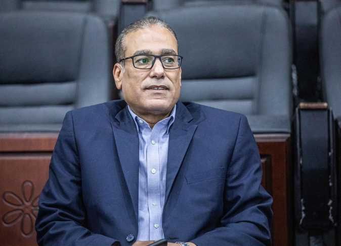 مصطفى عزام: لا يحق للأهلي اصطحاب خبير صوتيات والاستماع للفار بضوابط - الخليج الان