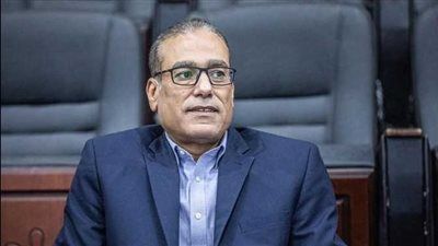 مصطفى عزام: لا يحق للأهلي اصطحاب خبير صوتيات والاستماع للفار بضوابط - الخليج الان