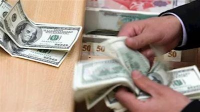 خاص| تحويلات المصريين بالخارج تقفز لمستويات جديدة.. دعم قوي للاقتصاد المحلي - الخليج الان