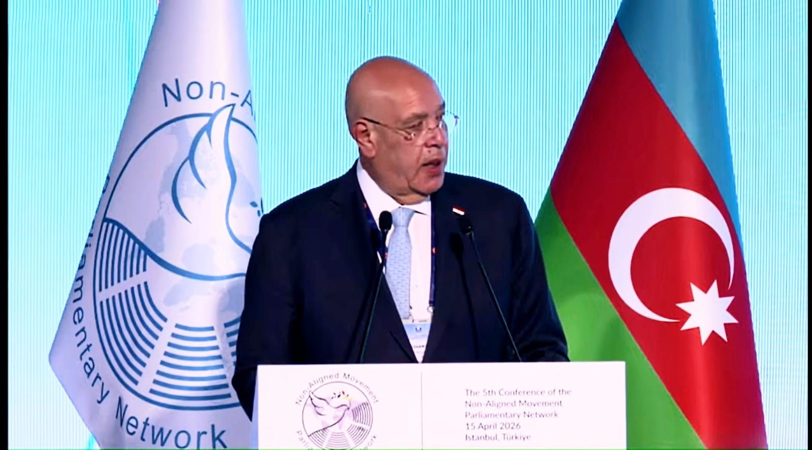 رئيس مجلس النواب من اسطنبول: تغير المناخ تهديد وجودي.. ويطالب بعدالة مناخية ودعم دولي للاستثمارات الخضراء - الخليج الان