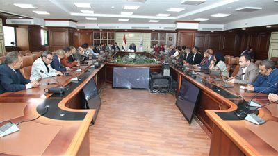 محافظ بني سويف: الإعلام شريك أصيل في دعم خطط التنمية.. وتطوير شامل لمنظومة التواصل مع الصحفيين - الخليج الان