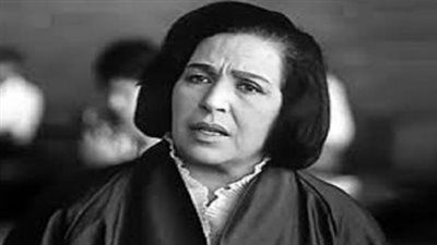 نفدت برجلي من الرجالة.. أمينة رزق تكشف سر عقدتها من الزواج| فيديو - الخليج الان