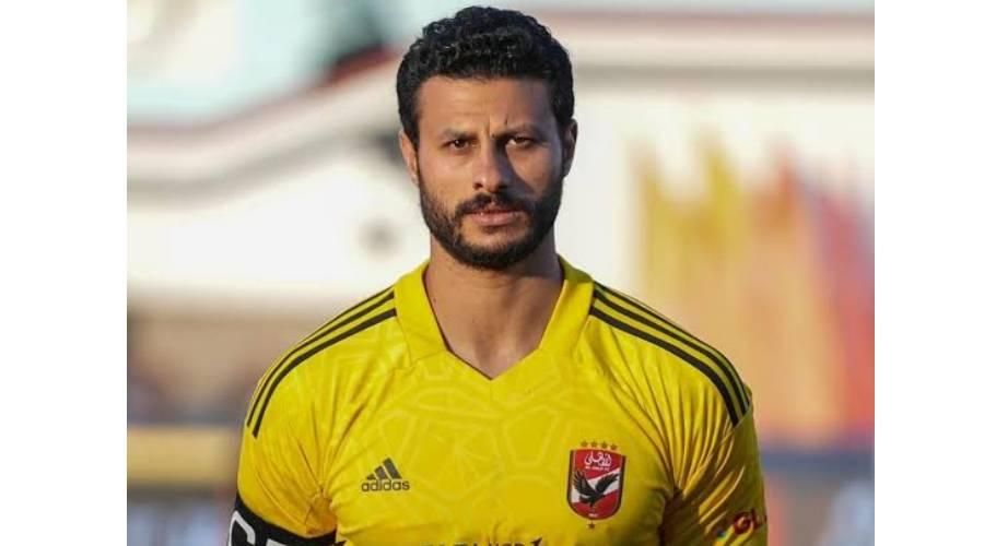 حقيقة اعتزال محمد الشناوي حارس الأهلي بنهاية الموسم