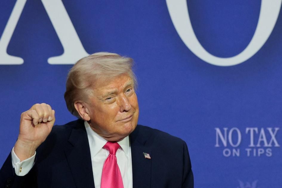 ترامب: سنواصل محاصرة موانئ إيران حتى التوصل لاتفاق