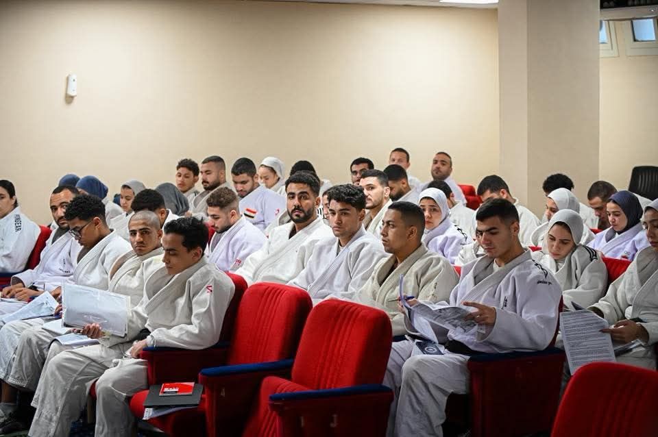 بحضور محمد مطيع.. دورة إعداد الحكام الجدد بالجودو - الخليج الان