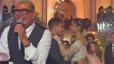 زفاف ابنة محمد السعدي.. عمرو دياب يشعل الأجواء بأغنية خطفوني - الخليج الان