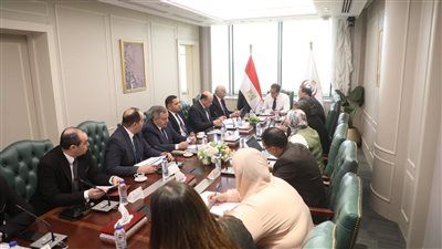 وزير الصحة يتابع مستجدات المشروعات الإنشائية والتحول الرقمي بالمنشآت الصحية - الخليج الان