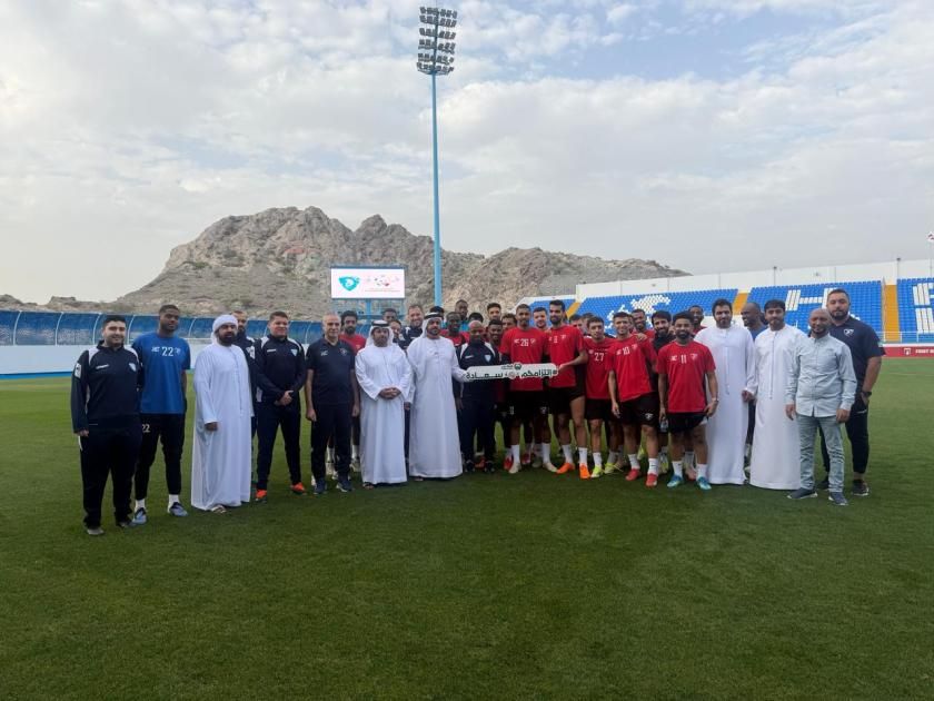 شرطة دبي تعزز ثقافة التشجيع الإيجابي بمحاضرة توعوية في حتا