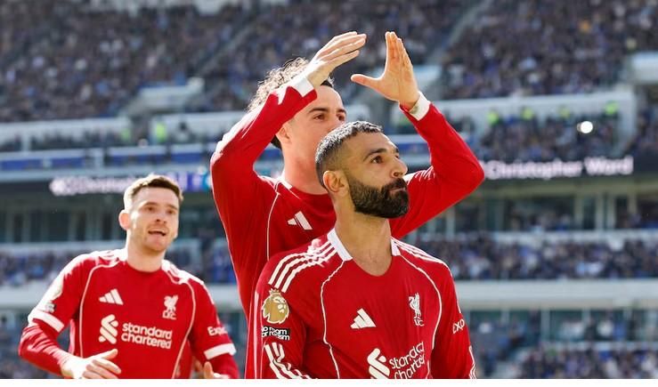 محمد صلاح يقود ليفربول للفوز على إيفرتون بثنائية