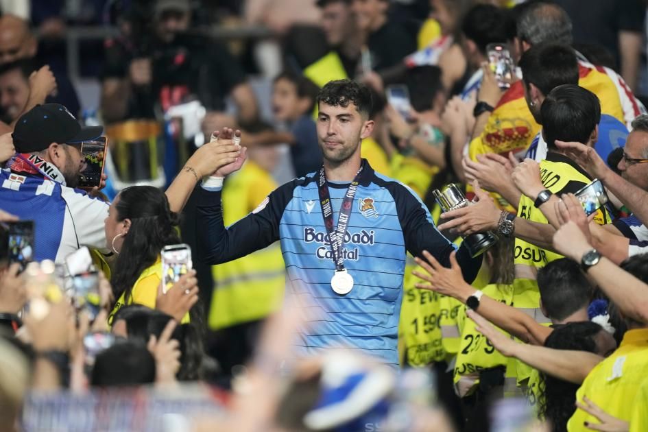 تعرف إلى كواليس فوز ريال سوسييداد بكأس إسبانيا ودور قميص الأسطورة أركونادا