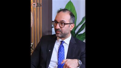 أحمد الحمامصي مع عمرو أديب: يجب إلغاء الرؤية واستبدالها بالمعايشة والرؤية الإلكترونية وبالتالي مفيش مشاكل ومفيش فضايح - الخليج الان