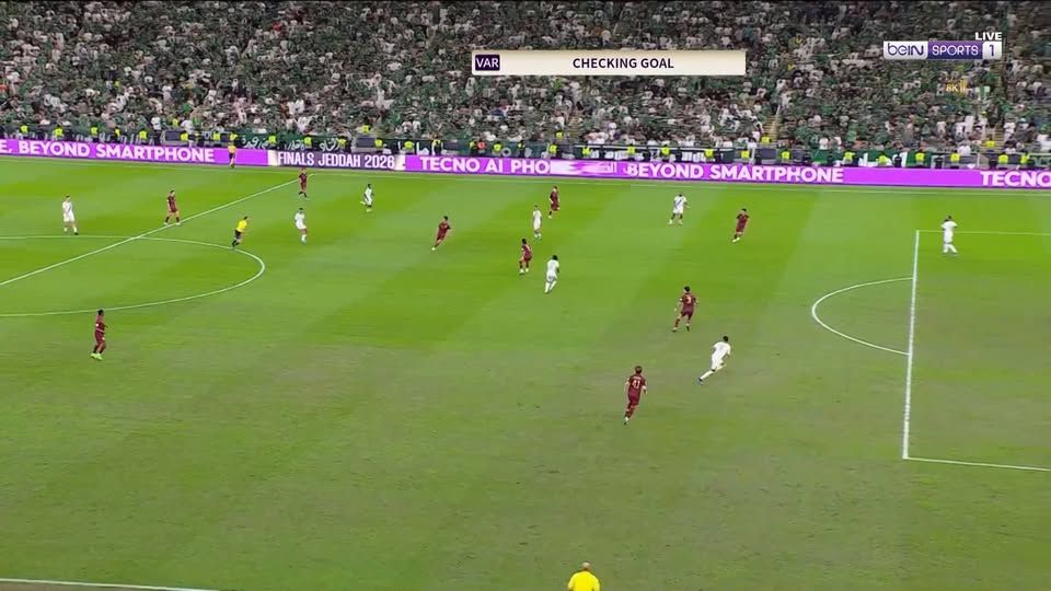 قد تكون صورة ‏‏‏كرة قدم‏، و‏كرة قدم‏‏ و‏تحتوي على النص '‏VAR BEYOND SMARTPHONE CHECKING CHECKINGGOAL GOAL شخعد ルー FINALS JEDDAH 2026 LIVE bein SPORTS TECNO AI PHOI 耳む BEYOND SMARTPHONE TECNO 食‏'‏‏