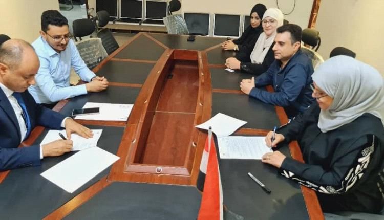 اللجنة الوطنية للمرأة وبنك الأمل يوقعان اتفاقية لتعزيز التمكين الاقتصادي للنساء في عدن