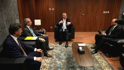 كواليس لقاء وزير البترول مع «إيني» تسريع الاستكشافات وزيادة الإنتاج ودفع مشروع غاز كرونوس - الخليج الان