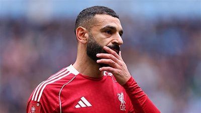 تقارير تكشف عن خليفة محمد صلاح في ليفربول - الخليج الان