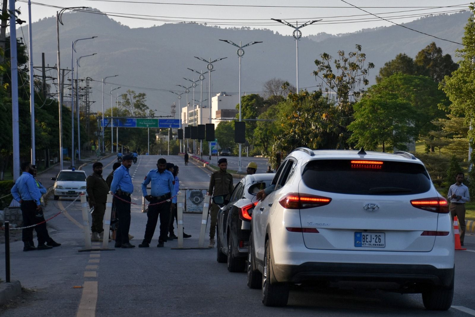 بالصور.. إجراءات أمنية مشددة في إسلام آباد ترقبا لجولة مفاوضات بين واشنطن وطهران - الخليج الان