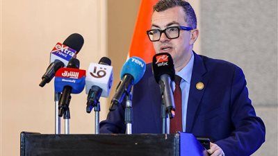 وزير التخطيط: منطقة قناة السويس تعزز مكانة مصر كمركز إقليمي جاذب للاستثمارات - الخليج الان