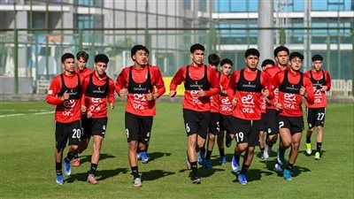 منتخب الناشئين يختتم تدريباته استعداداً لمواجهة الجزائر ودياً - الخليج الان