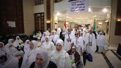 «الطيران المدني» تخصص 277 رحلة لنقل 62 ألف حاج وتجهز خيمة مكيفة بمطار القاهرة - الخليج الان