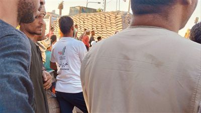 بالأسماء 5 مصابين في حادث مروع لتصادم تريلا بعدة مركبات بنجع حمادي بقنا - الخليج الان