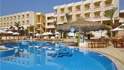 غرفة المنشآت الفندقية: لا يجوز منع المرأة من الإقامة بمفردها - الخليج الان