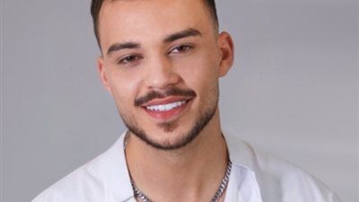 “كدابين”.. السيلاوي ينفي إصابته باضطرابات نفسية ويعتذر عن الإساءة - الخليج الان