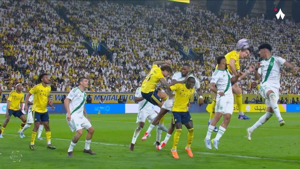 النصر ضد الأهلي.. كريستيانو رونالدو يسجل هدف إعجازي لـ النصر في مرمى الأهلي بدوري روشن السعودي - الخليج الان